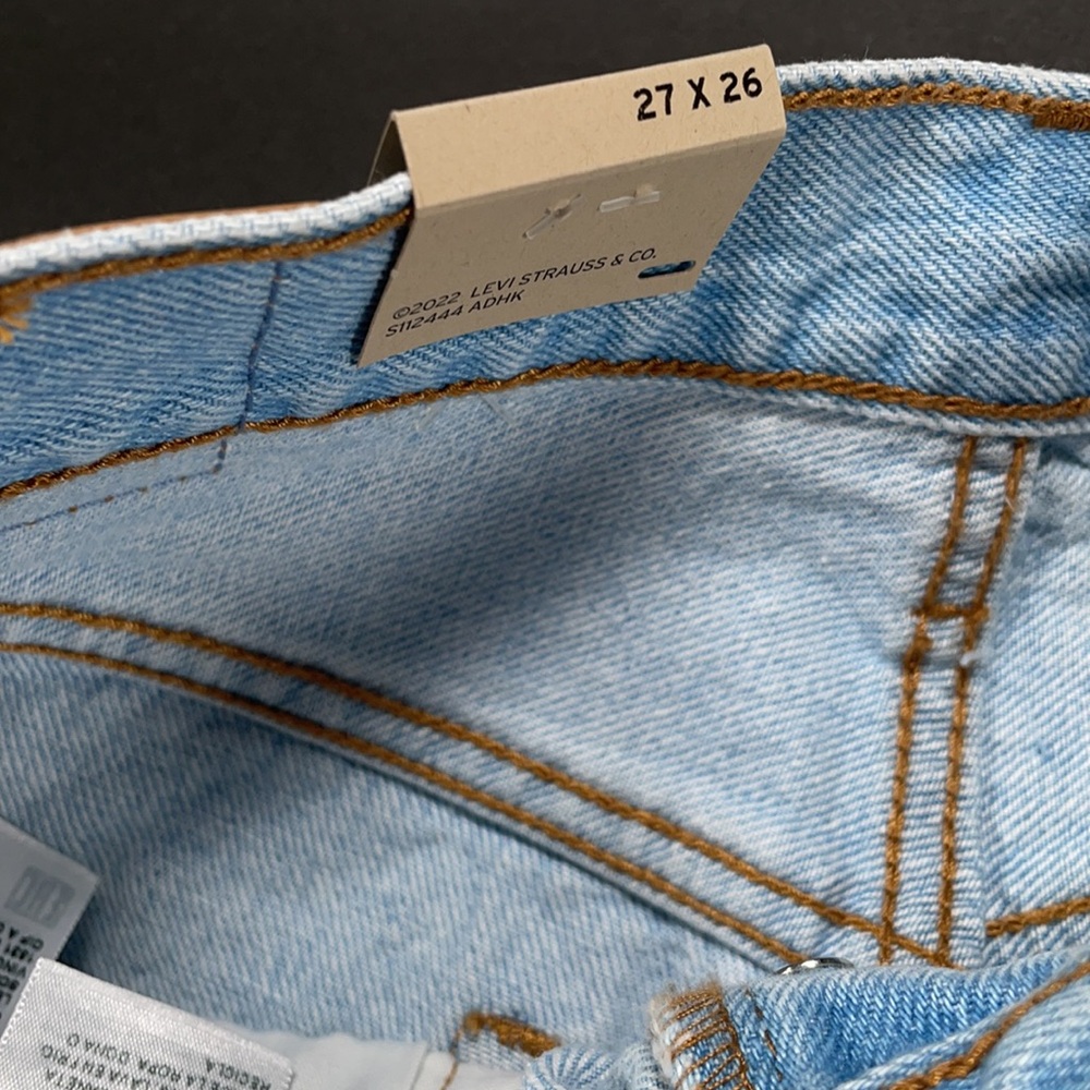 Levi’s 501 Cropped High Rise - Picture 10 of 11